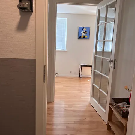5 Minute Walk To Lego House-70m2 With Garden-unit C Apartment *